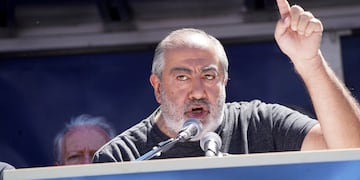 La CGT anunció un paro general para el jueves 10 de abril  (Clarín)
