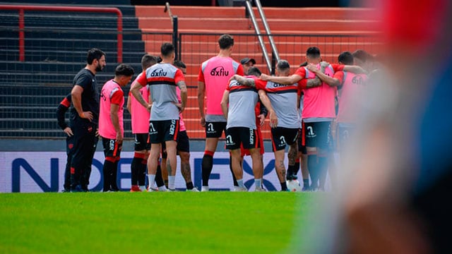 El rojinegro entrena hoy desde las 10.