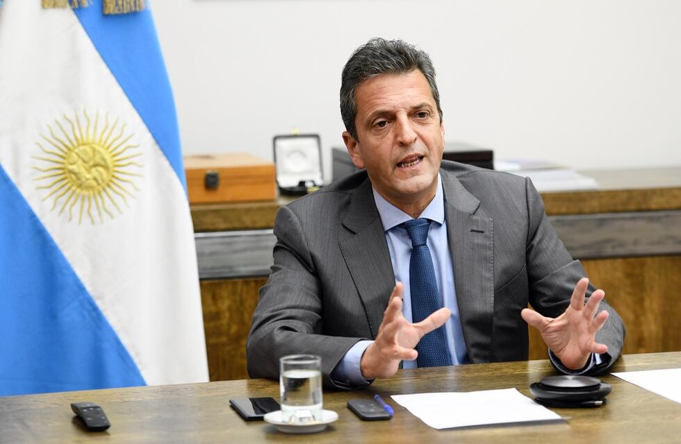 Massa anunció que convocará a un acuerdo a la oposición, empresarios y trabajadores