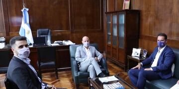 Guillermo Merediz, secretario de Pymes de Nación junto a el subsecretario de Desarrollo Económico de la Municipalidad de Ushuaia, Gustavo Ventura.