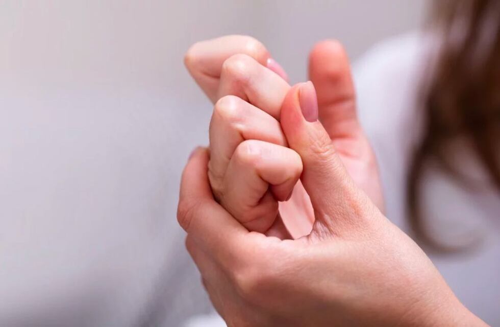 Robó un costoso producto, lo escondió en un inesperado lugar de su cuerpo y la escracharon en Córdoba