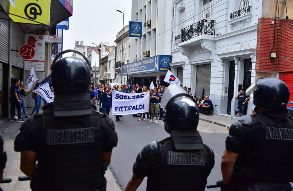 Soelsac y Surrbac marchan en Córdoba: Infantería interviene para evitar graves incidentes