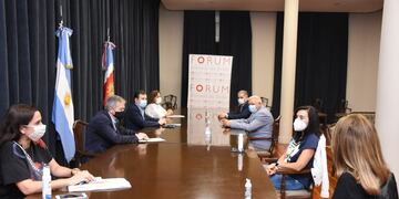 Desde el lunes Santiago amplia el horario de circulación, vuelven los bares y se continuará con clases virtuales