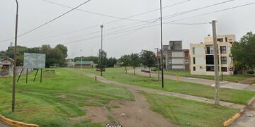 El espacio verde en donde estará el ómnibus sanitario