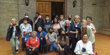 Pérez: desde la Parroquia Nuestra Señora del Carmen visitaron a las Carmelitas de Pueblo Esther (Guillermo Cetera)