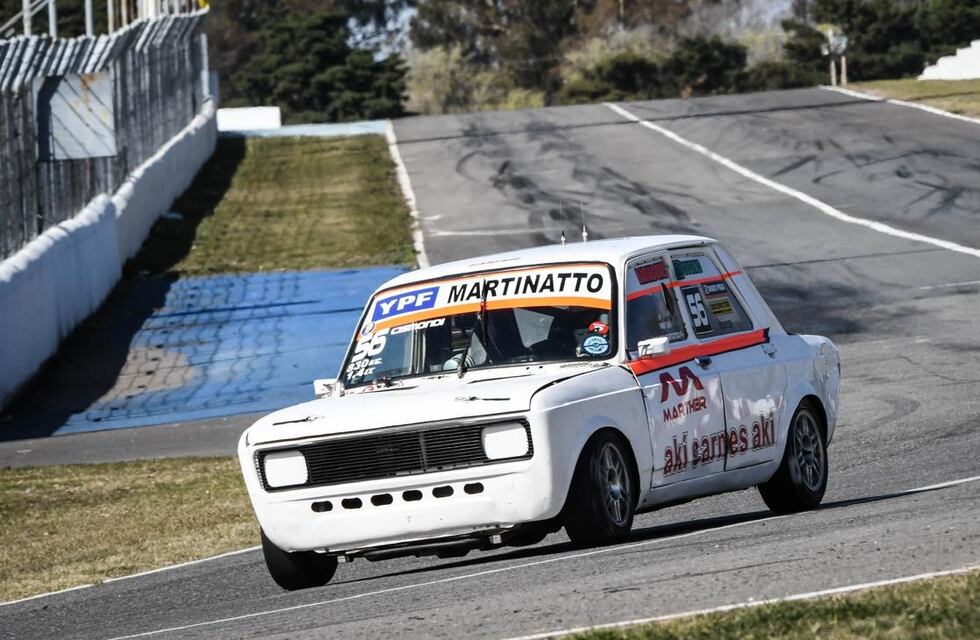 Mauro Cismondi hizo una buena carrera en el Cabalén en el Turismo 128