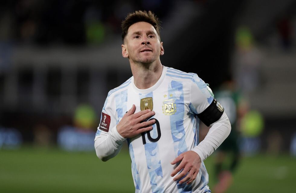 Eliminatorias: con triplete de Messi, Argentina le ganó 3-0 a Bolivia en el Monumental