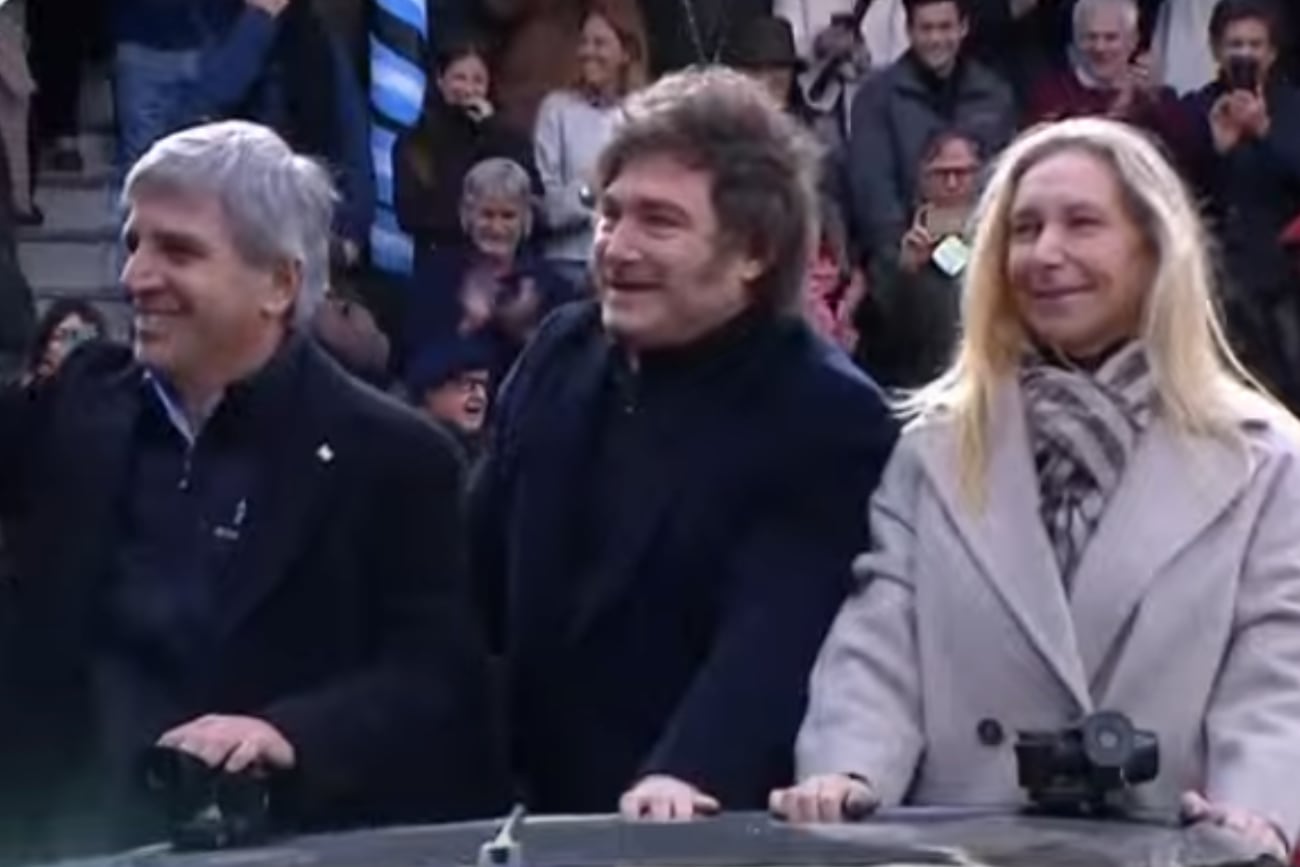 Caputo, Milei y su hermana Karina (Captura de video).
