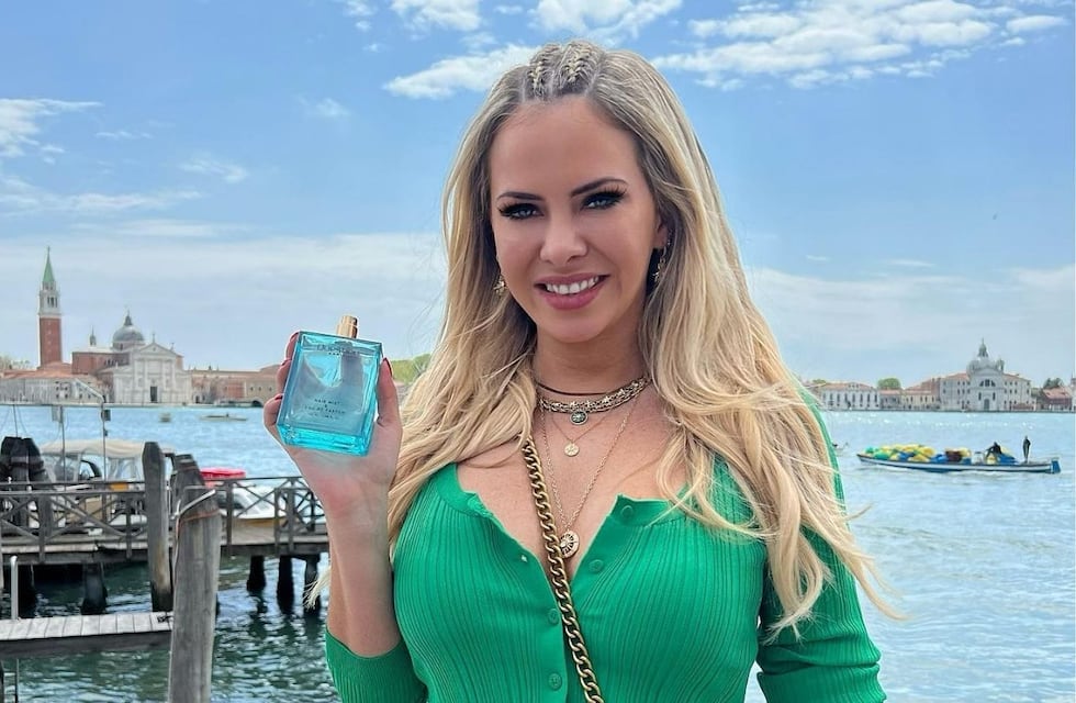 Alejandra Maglietti conquistó Instagram posando con jean y texanas desde Salta