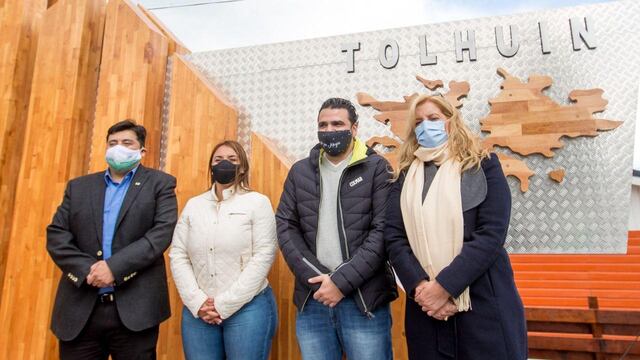 Walter Vuoto acompañó a Daniel Harrington en las inauguraciones de espacios públicos en Tolhuin