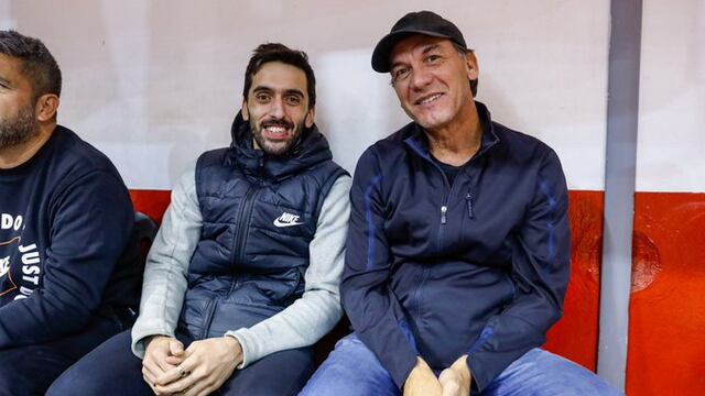 Facundo Campazzo y Marcelo Milanesio, un lujo en el partido de Instituto.