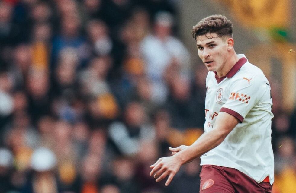 Wolves-Manchester City: Julián Álvarez anotó un golazo de tiro libre, pero no alcanzó para el triunfo