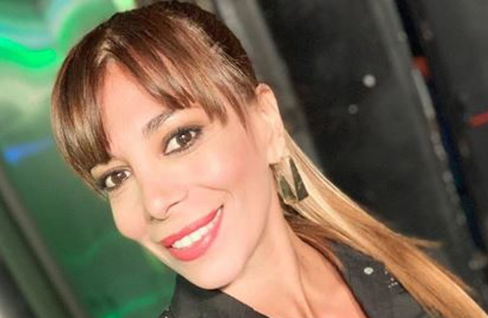 Ximena Capristo eligió un minivestido a puro brillo y lo modeló para sus seguidores: “¿Les gusta?"