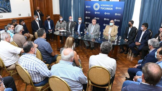 Luego de la intervención del gobierno provincial se decidió levantar el paro de colectivos