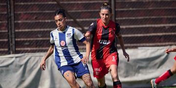 Talleres goleó a Defensores de Belgrano en la primera final, y está a tiro del ascenso (Talleres).