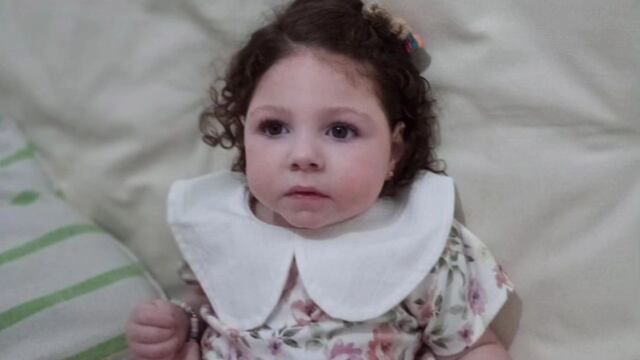 La pequeña Sol necesita recibir el tratamiento, una dieta cetogénica para reducir sus convulsiones. Su obra social no da respuestas.