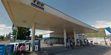 Asaltaron una estación de servicio en Bialet Massé vestidos de policía