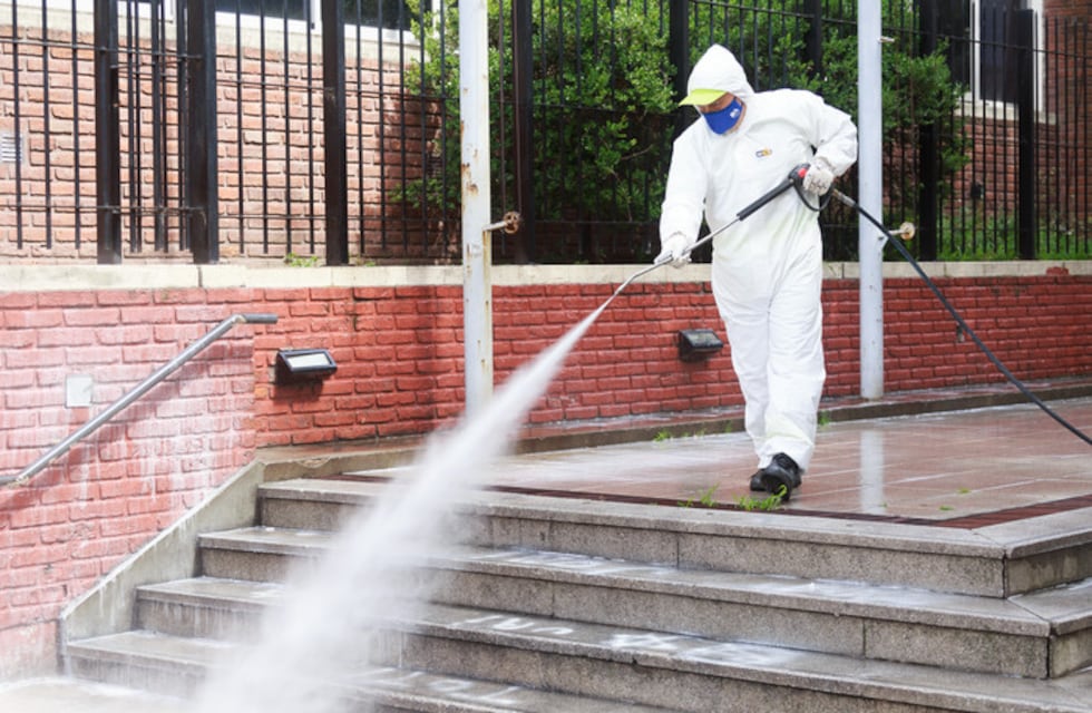 En el segundo día de clases ya aislaron a un grupo de estudiantes en San Martín de los Andes