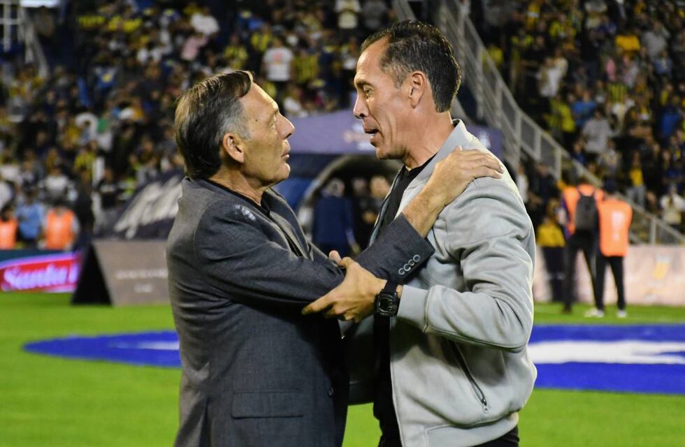 La dirigencia de Instituto anunció el final del ciclo de Lucas Bovaglio como DT