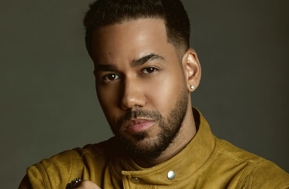 Romeo Santos presentó “Sus huellas”, el primer sencillo de su nuevo álbum