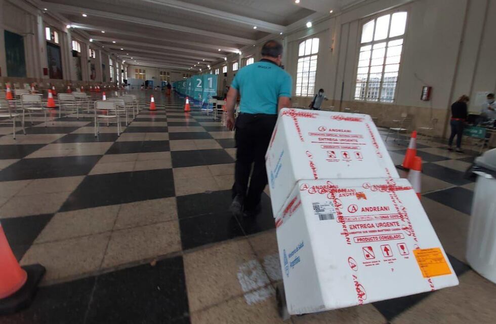 La Provincia aclaró por qué se vacunó el nieto de Oscar González