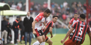 Instituto y Defensores de Belgrano, en Alta Córdoba, por la Primera Nacional. (Ramiro Pereyra/La Voz)