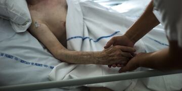 En Italia aprobaron el primer caso de eutanasia en la historia de ese país.