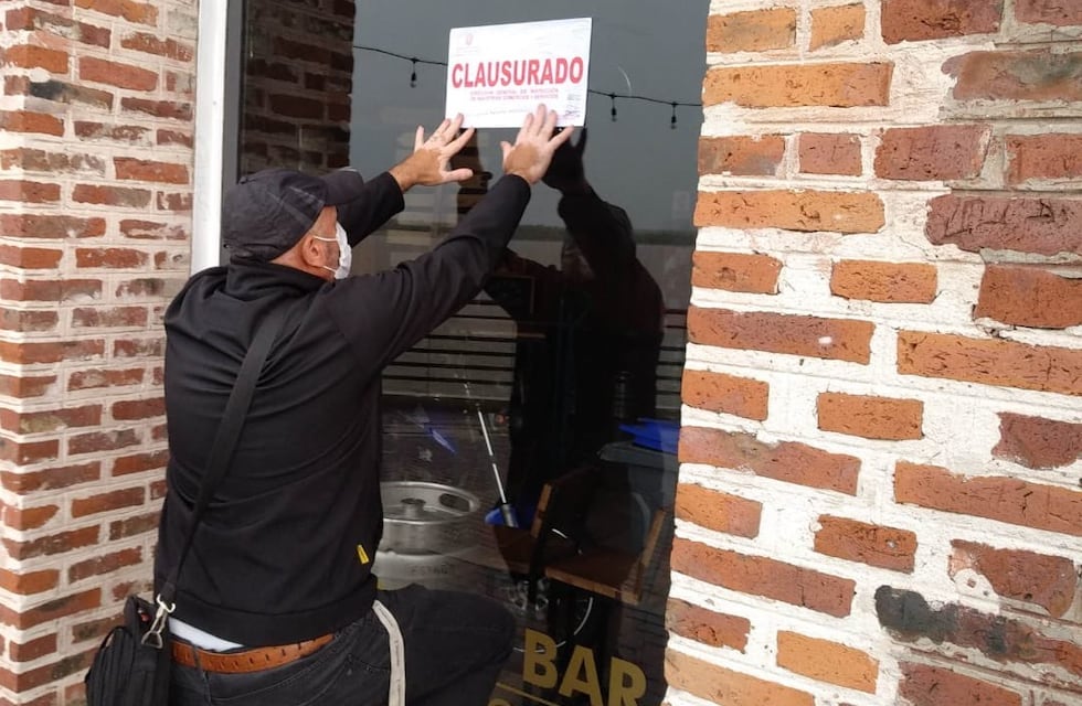 Bares rosarinos pueden recibir clientes hasta el inicio de la veda nocturna