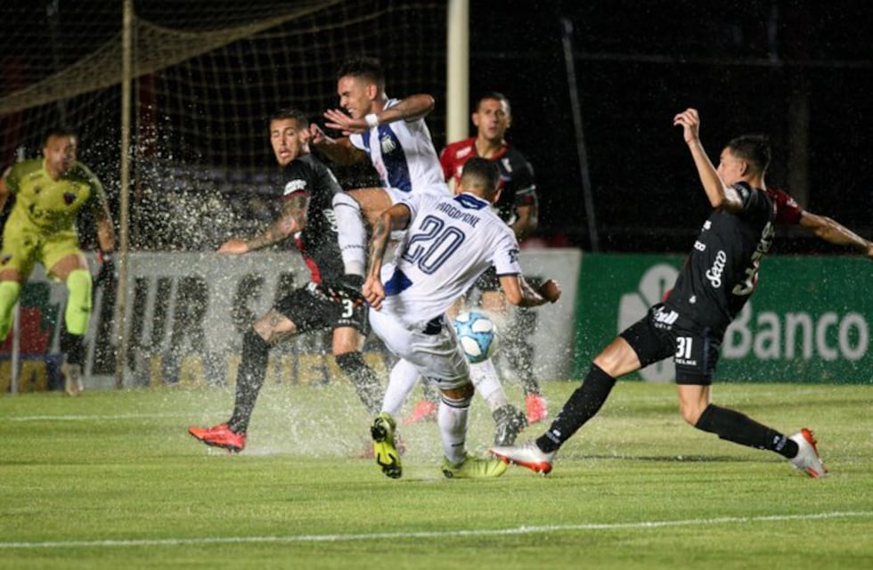 Talleres peleó hasta el final pero no le alcanzó