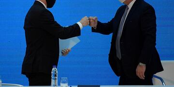 El ministro de Economía Martín Guzmán junto al presidente Alberto Fernández.