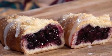 Cómo hacer pan casero dulce relleno con arándanos: la receta original de Gladys Olazar, de Cocineros Argentinos