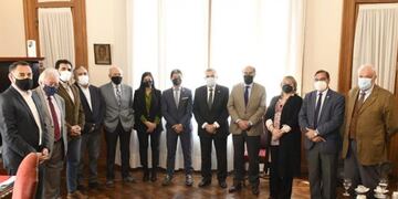 Jaldo se reunió con representantes del sector privado.