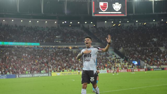 Central Córdoba le ganó 2-1 a Flamengo en Brasil. Festejo de José Florentín. (AP)