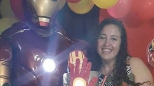 Durante toda su vida, Emilia no tenía esperanzas ni proyectos para prosperar debido a su infancia. Hoy logró vencer todos sus obstáculos y tiene su propio emprendimiento pastelero.