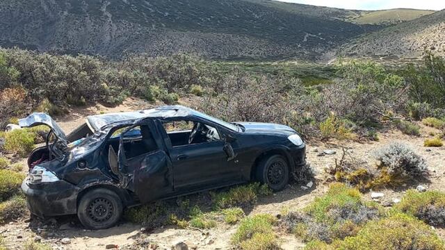 El Chevrolet Prisma en el que viajaba lalocutora Susana Zúñiga junto a su familia.