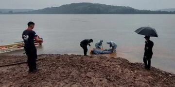 Lamentablemente, hallan sin vida al joven pescador que cayó a las aguas del río Uruguay.