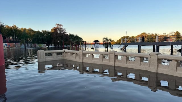 Gualeguaychú en estado de alerta con gran parte de la Costanera afectada por las inundaciones