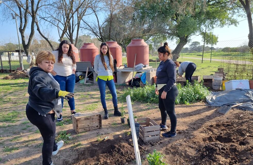 Cumple dos años la huerta agroecológica comunitaria de Rafaela