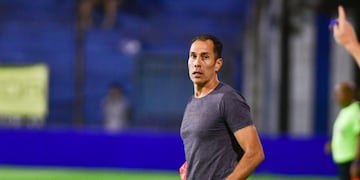 Lucas Bovaglio en el partido que Instituto le ganó 1-0 a Almagro por la Primera Nacional. (Federico López Claro)