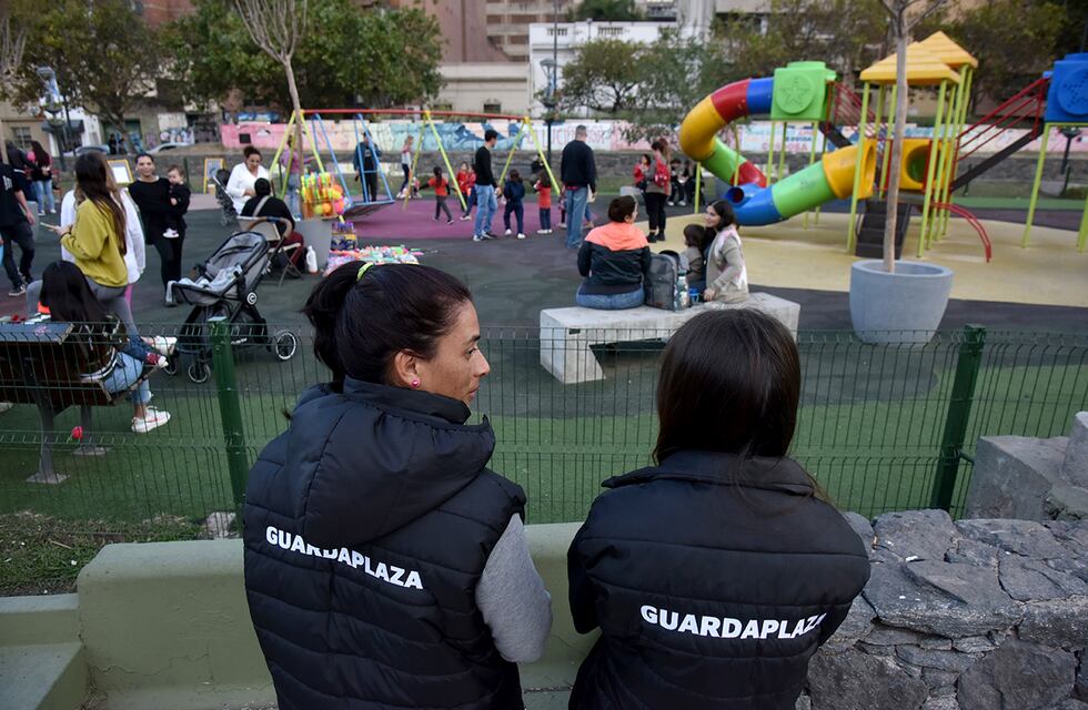 Habrá “guardaplazas” para vigilar los espacios verdes de la ciudad de Córdoba