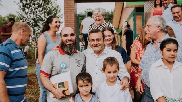 Inauguraron varios espacios educativos y entregaron títulos de propiedad en El Soberbio.