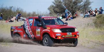 El Rally Cross Country de La Paz brindó un espectáculo único por el lecho seco del Río Tunuyán.