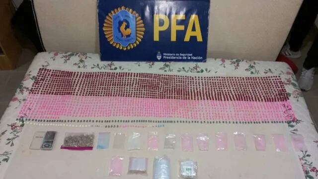 Parte del cargamento de droga secuestrado en los allanamientos