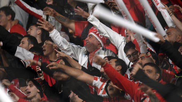 Los hinchas de Instituto reactivaron la campaña de socios, que venía lenta.