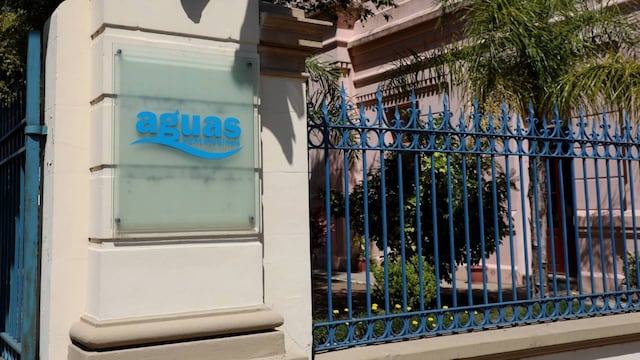 La compañía estatal financia más de dos tercios del costo de los servicios.