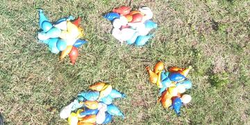 El sujeto fue detenido con una mochila llena de globos con bebidas alcohólicas.