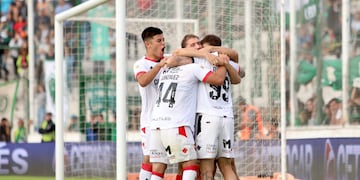 El equipo de Mauricio Larriera quedó afuera de los playoffs de Primera División.