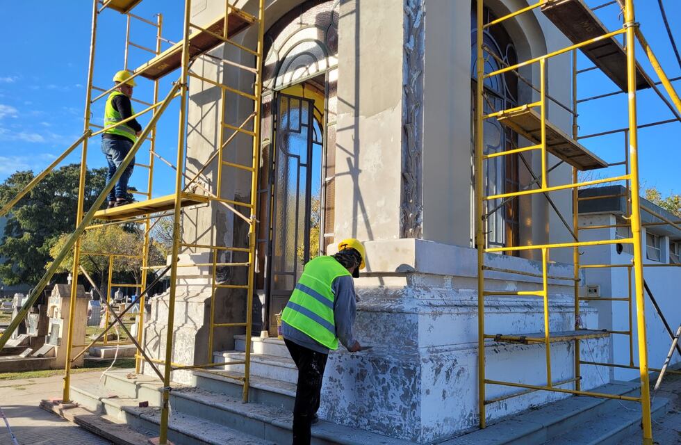 Avanzan las obras de restauración del Cementerio municipal