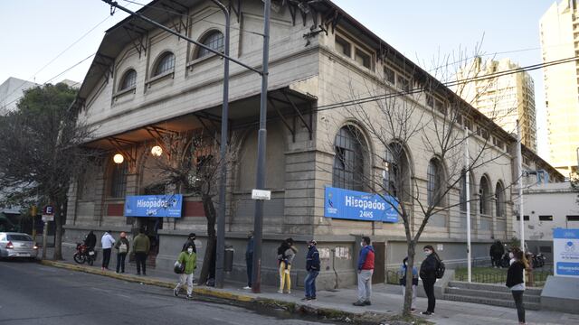 El exRegistro Civil es uno de los cuatro centros de testeo municipales que permanecerá abierto. (Ramiro Pereyra)
