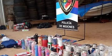Persecución, allanamiento y millonaria mercadería de contrabando secuestrada en Oberá